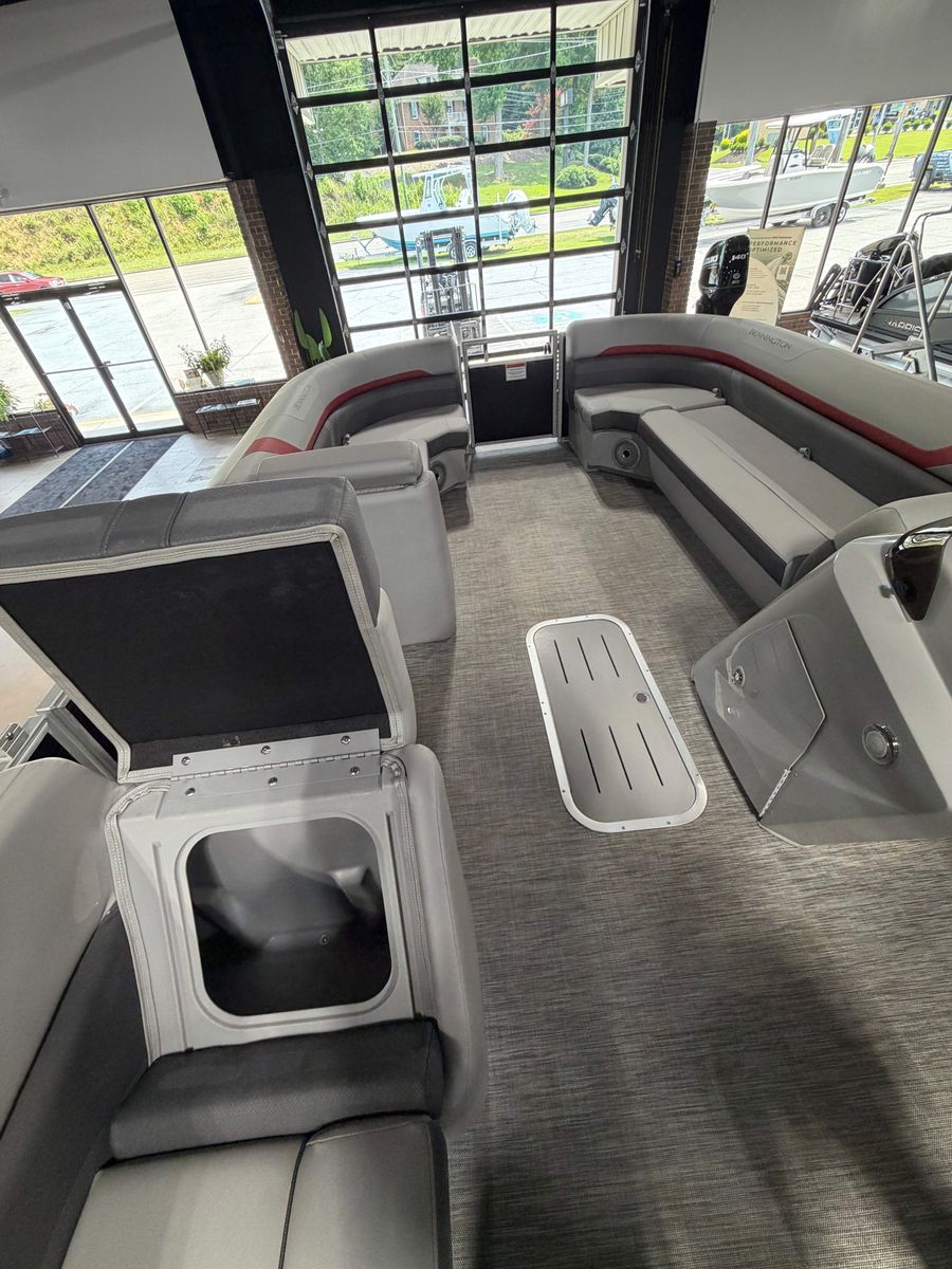 2020 Bennington SX24, photo 11 of 19